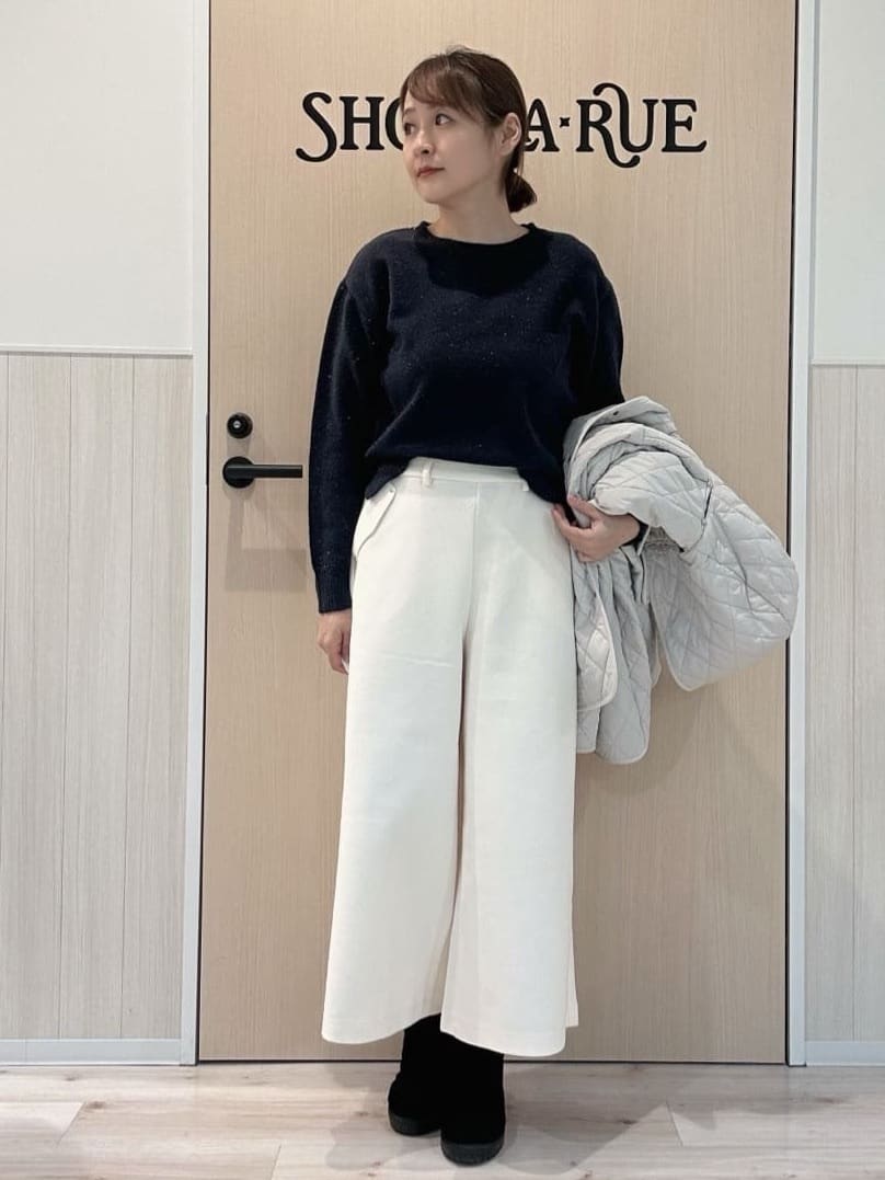 funafunaさんの「SHOO･LA･RUE｜【S-LL/洗濯機可】さりげないラメが上品　クルーネックニット」を使ったコーディネート