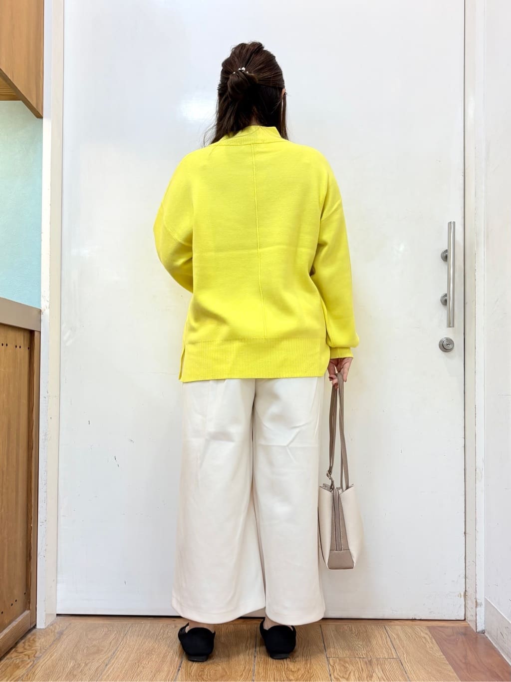 だいわさんの「SHOO･LA･RUE｜【洗濯機可/S-LL】厚すぎない　ゆったりシンプルもちもちニット」を使ったコーディネート