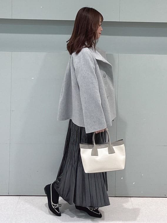 makiさんの「UNTITLED｜【着回しが効く／オンオフアウター】ウールショートコート」を使ったコーディネート