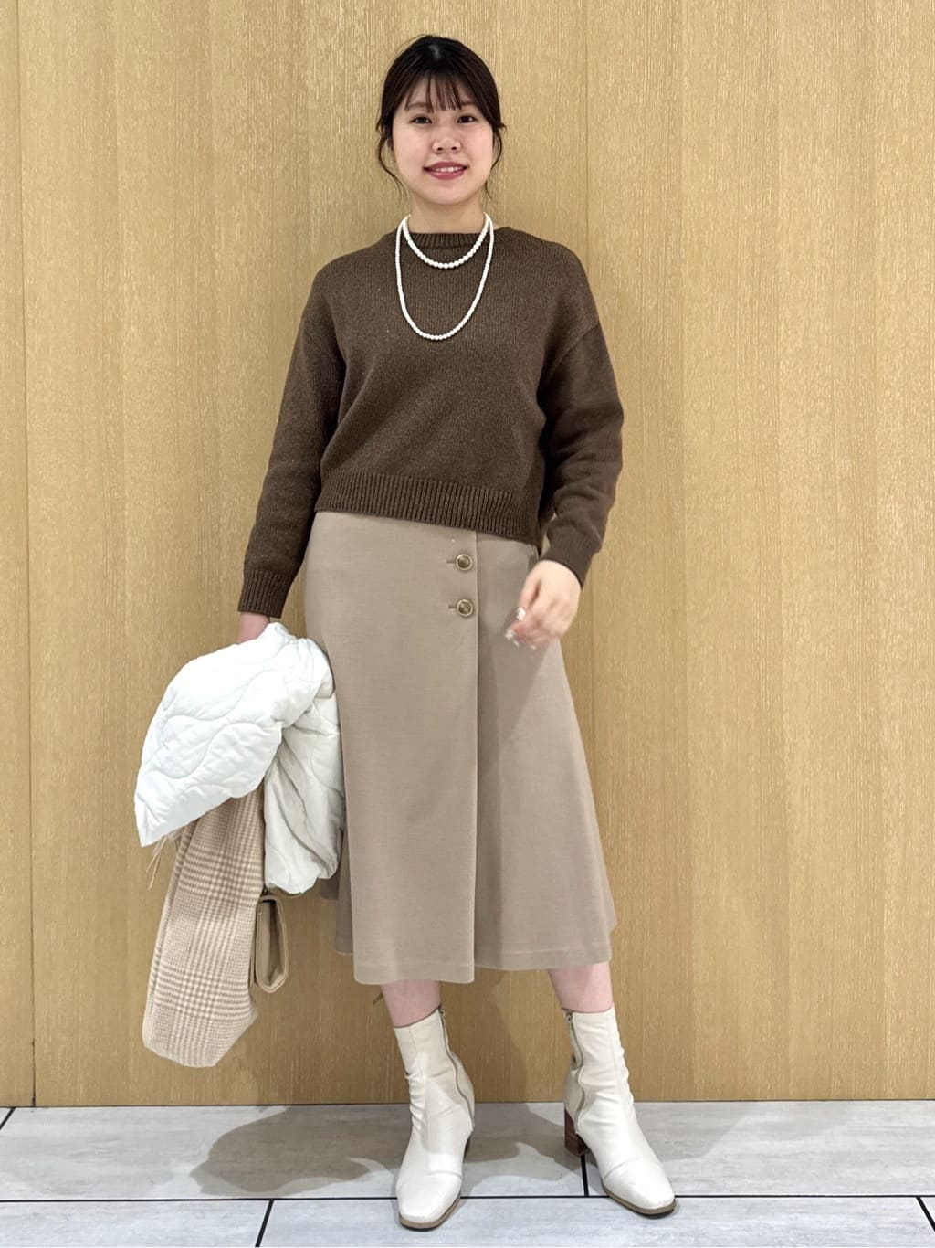 nanaさんの「UNTITLED｜【セットアップ可/ゆったり】ウール混ラメニット」を使ったコーディネート
