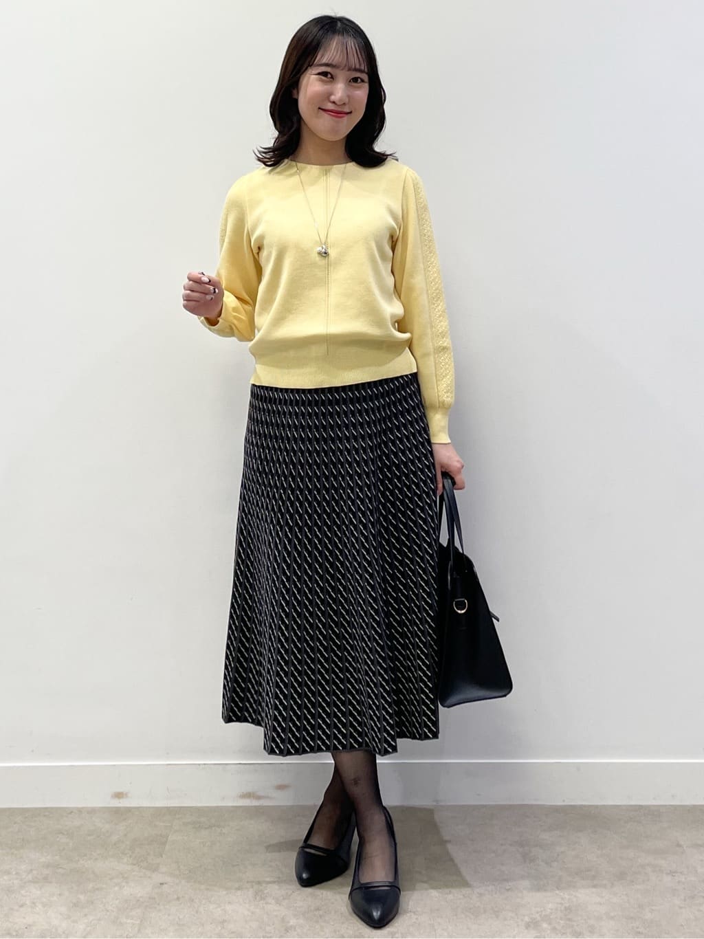 yukariさんの「Reflect｜【選べる8色／スカートにもパンツにも◎】ウール混ボートネックニット」を使ったコーディネート