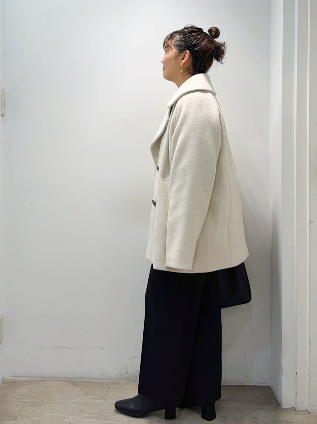 sumicaさんの「OPAQUE.CLIP｜スパンコールラメ衿2WAYペプラムニット【洗濯機OK】」を使ったコーディネート