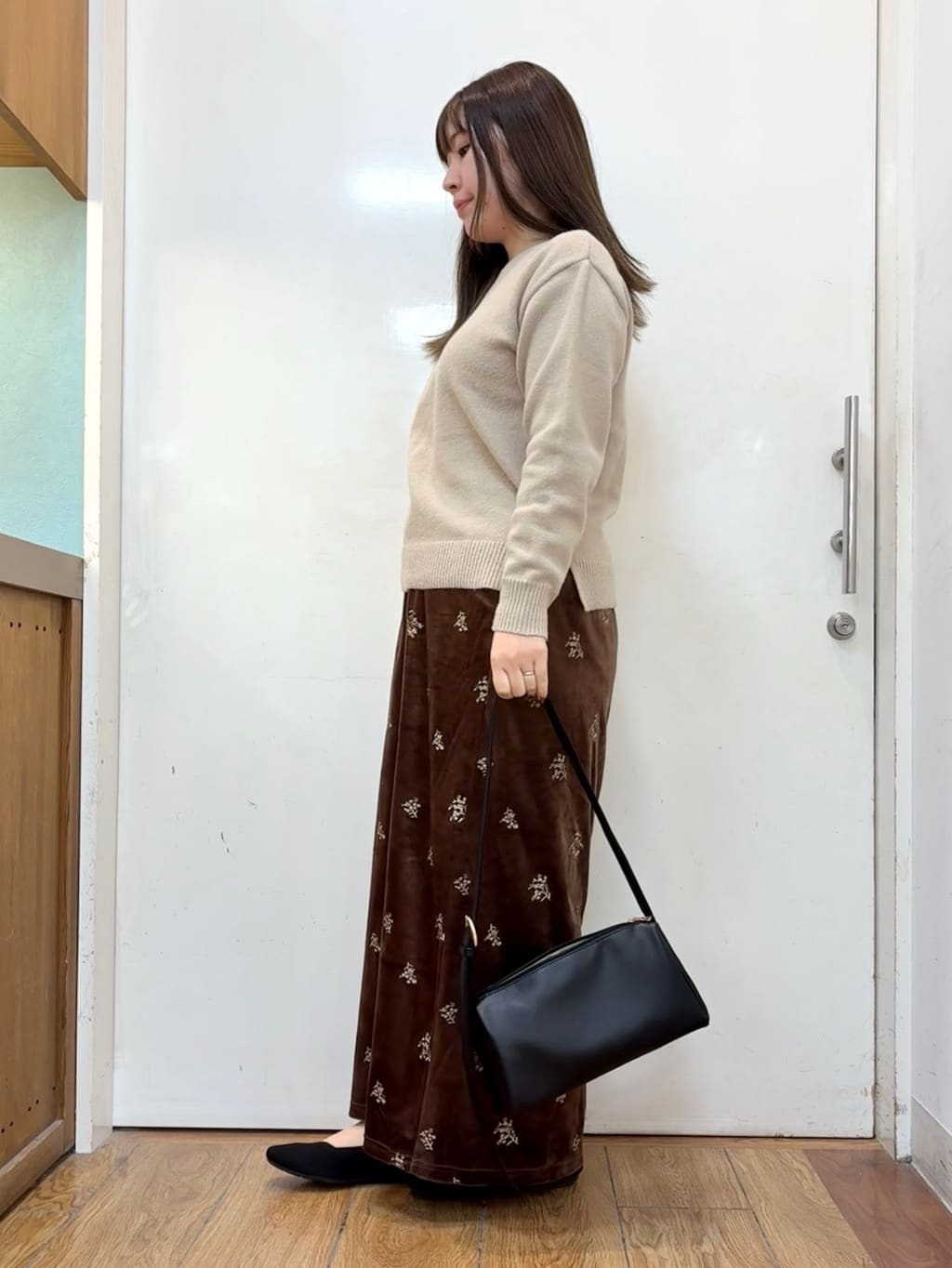 だいわさんの「SHOO･LA･RUE｜【S-LL/洗濯機可】さりげないラメが上品　クルーネックニット」を使ったコーディネート