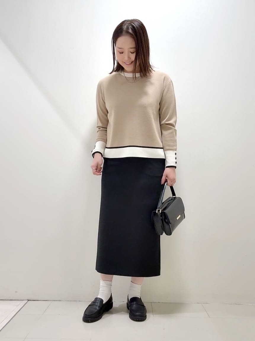 YUIさんの「UNTITLED｜【はっ水機能/フード取り外し可】ミディダウンコート」を使ったコーディネート