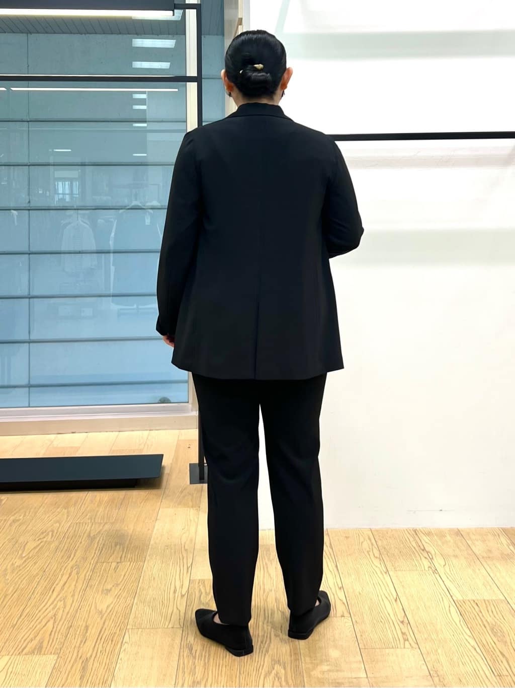 shimaさんの「INDIVI｜【洗える】胸元タックフリル長袖ブラウス」を使ったコーディネート