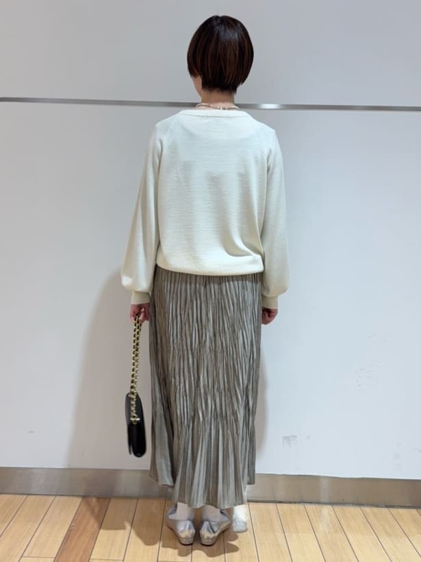 あやさんの「UNTITLED｜【8色展開／コンパクト丈】レーヨン混 コクーンニット」を使ったコーディネート
