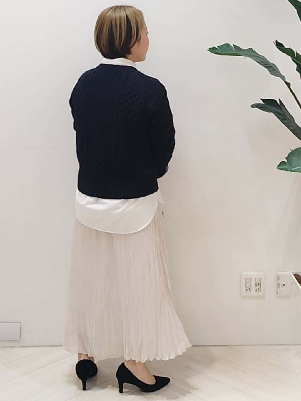 s u g iさんの「UNTITLED｜【洗える】スポンディッシュ ケーブル柄ニット」を使ったコーディネート