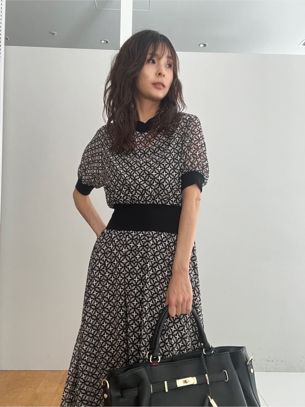 misaさんの「DRESSTERIOR｜【再入荷/otonaMUSE5月号掲載/ウォッシャブル】オーバーラップサークル シアードレス」を使ったコーディネート