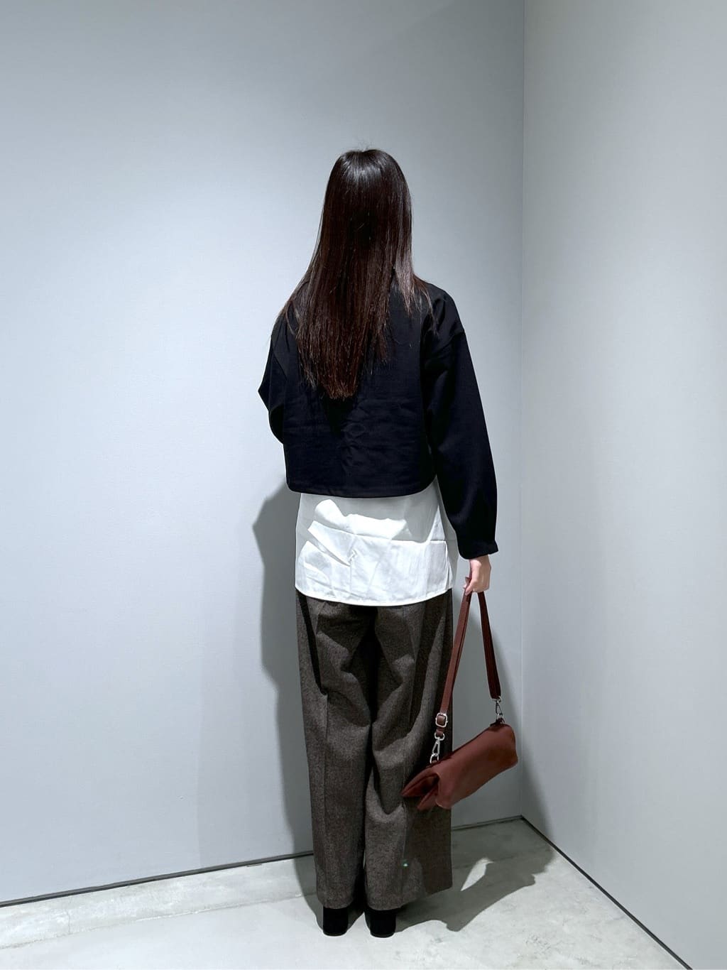 Renoさんの「INDIVI｜レイヤードダンボールスウェット」を使ったコーディネート
