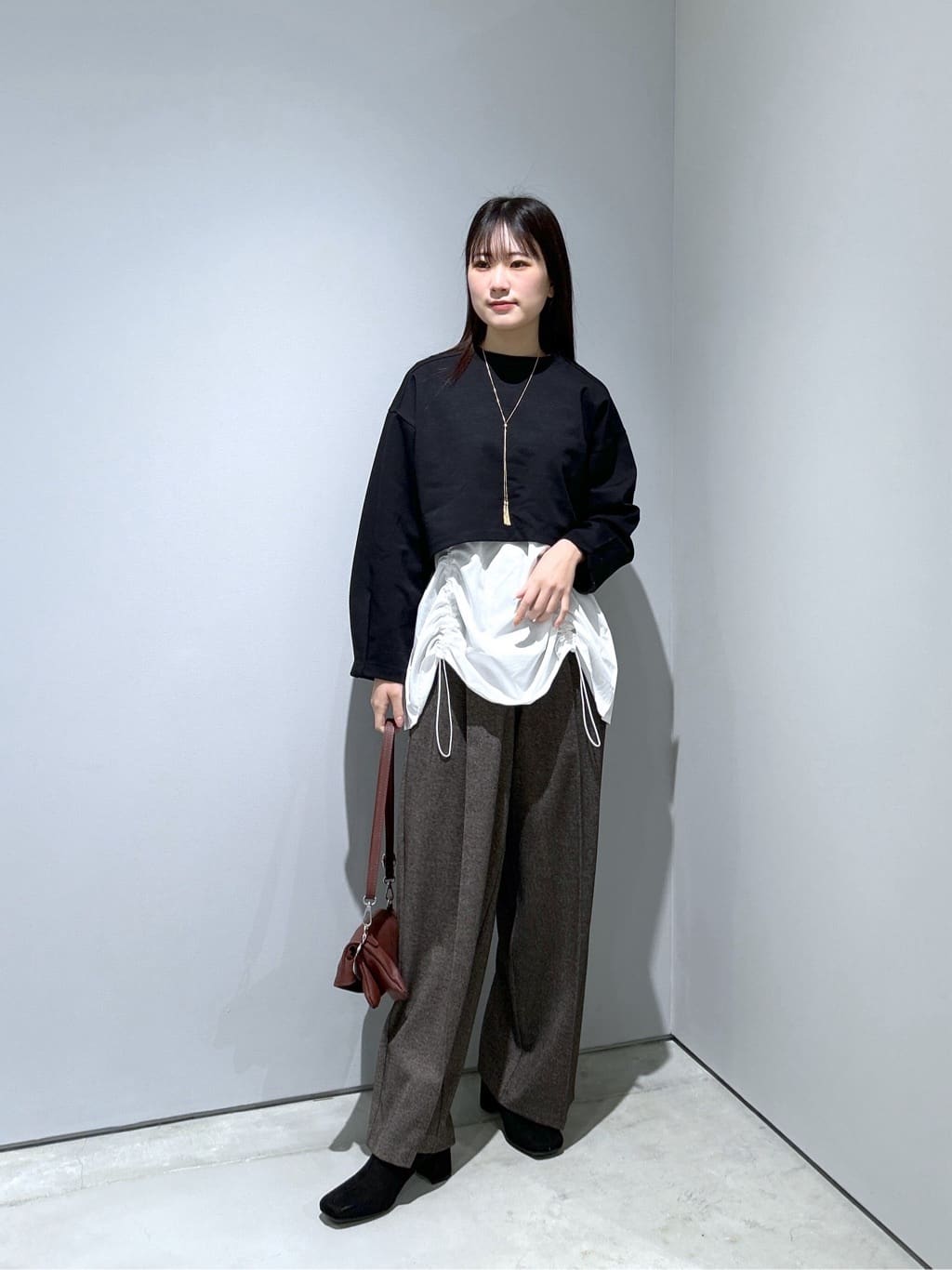 Renoさんの「INDIVI｜レイヤードダンボールスウェット」を使ったコーディネート