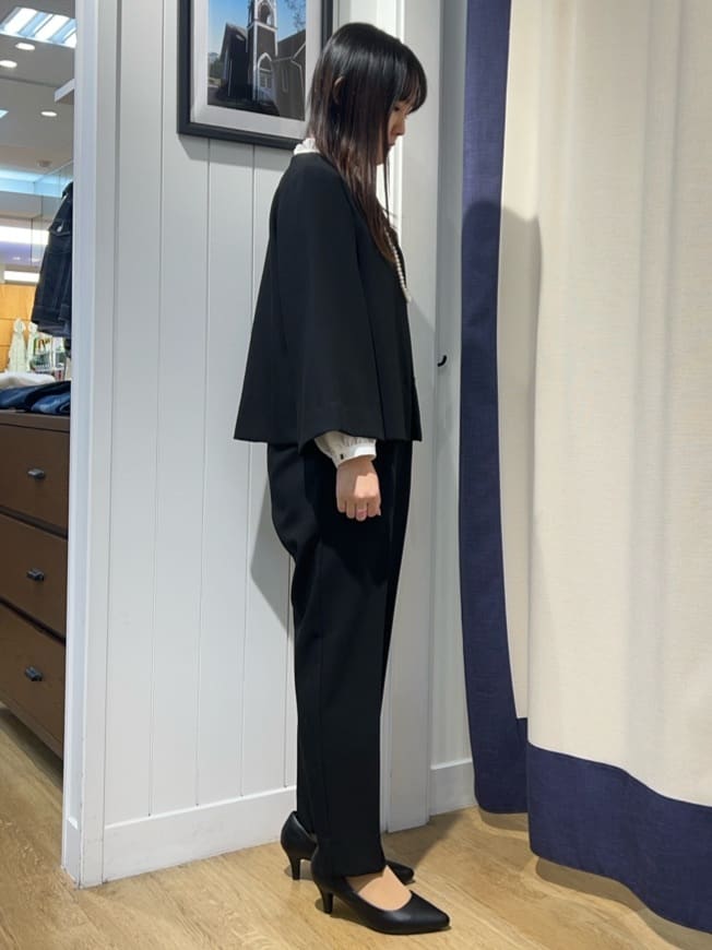 momoさんの「Dessin｜【洗える】フリルネックジョーゼットブラウス」を使ったコーディネート