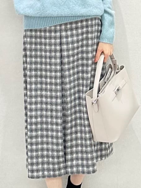 Miwaさんの「UNTITLED｜【大人な品格/ふわふわニット】フォックスカシミヤ コクーンニット」を使ったコーディネート