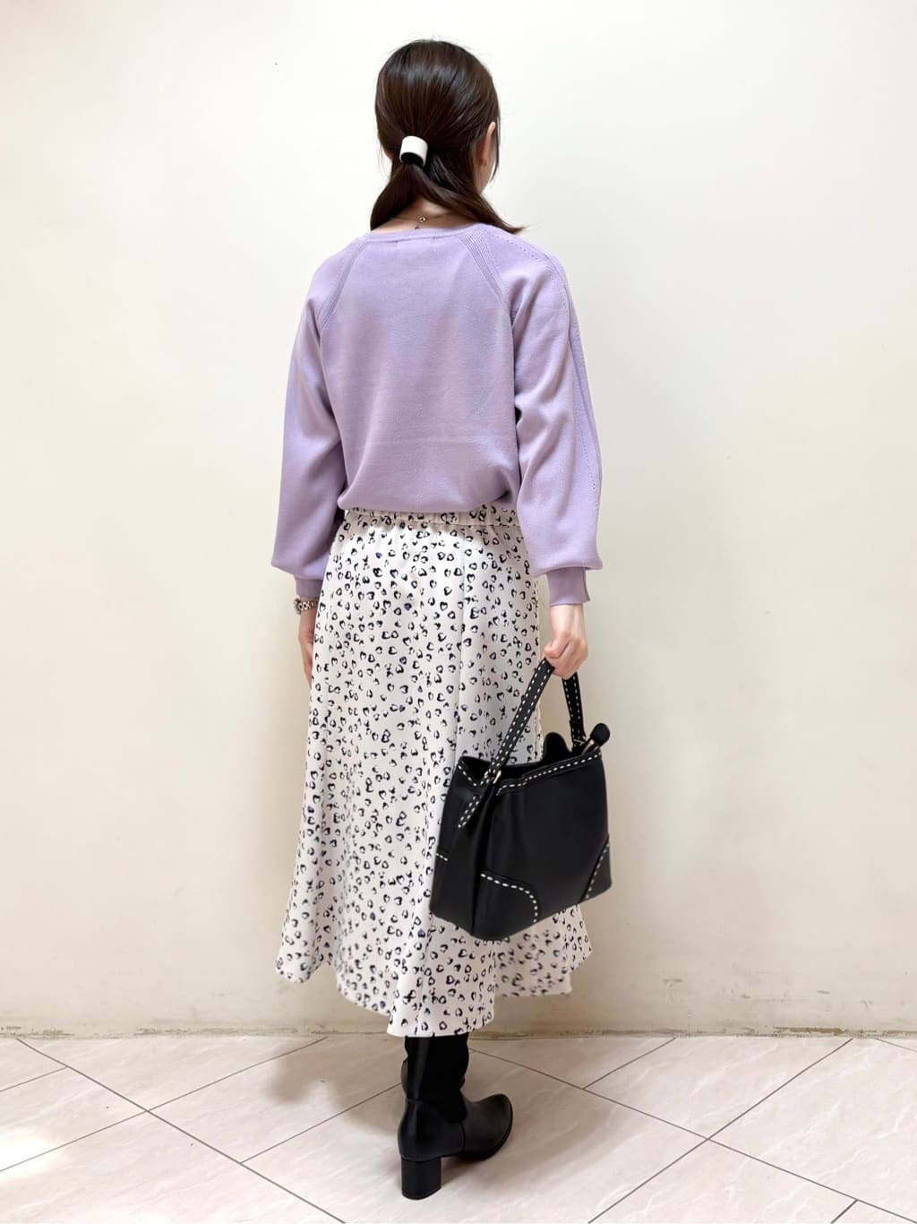 mikiさんの「Reflect｜【ゆったり着られる◎】ラグランスリーブニット」を使ったコーディネート