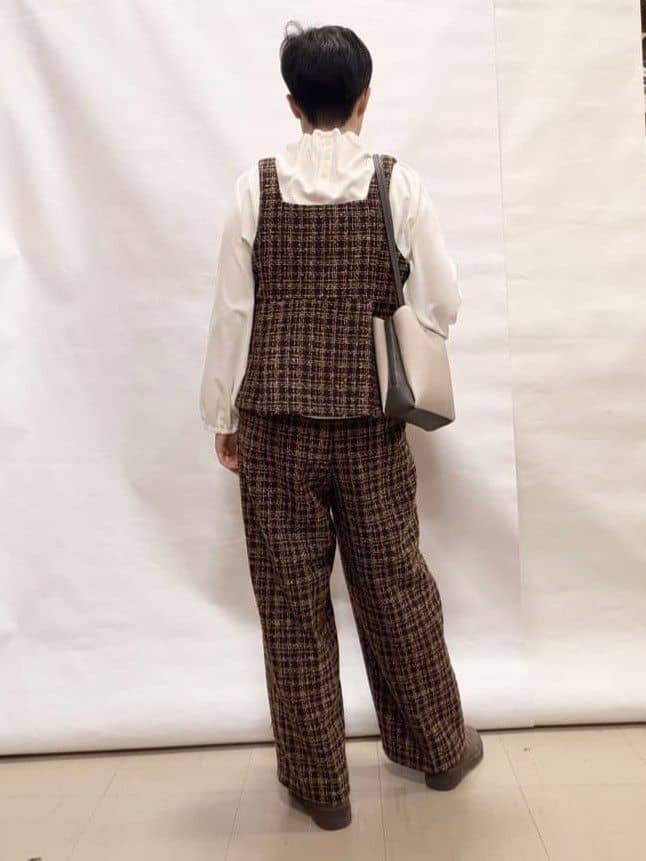 なっちゃんさんの「SHOO･LA･RUE｜【2点セット】着るだけで決まる クラシカルなツイード調 チェック柄セットアップ」を使ったコーディネート