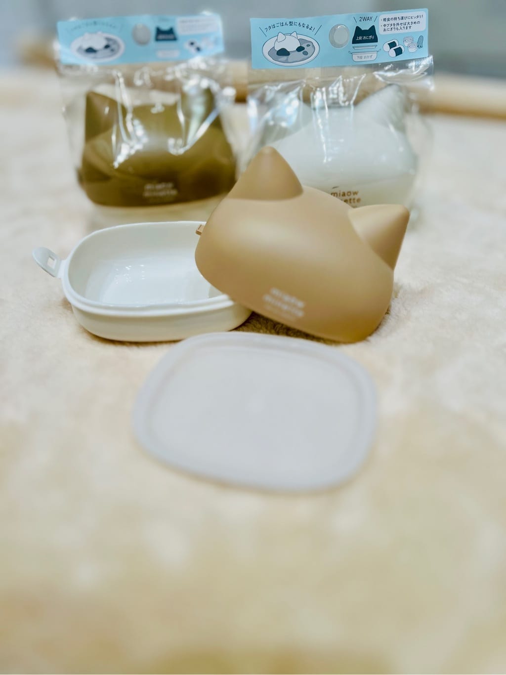 nagiさんの「212 KITCHEN STORE｜にゃお ねこみみおにぎりケース BE」を使ったコーディネート