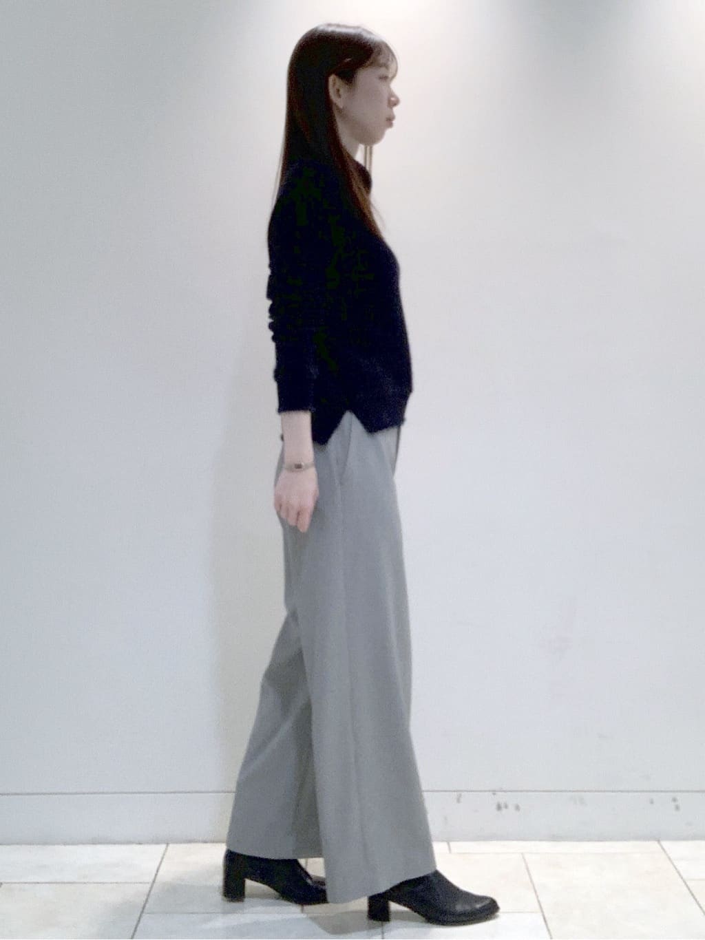ヤマグチさんの「Reflect｜【裏起毛／ゆったりシルエット】ストレートワイドパンツ」を使ったコーディネート