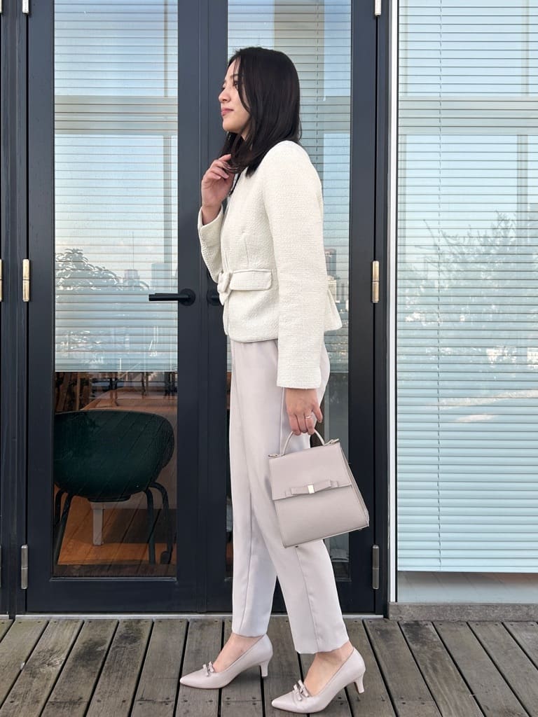 shinoさんの「Couture brooch｜【ハレの日・通勤】カルゼスラブツイードジャケット」を使ったコーディネート