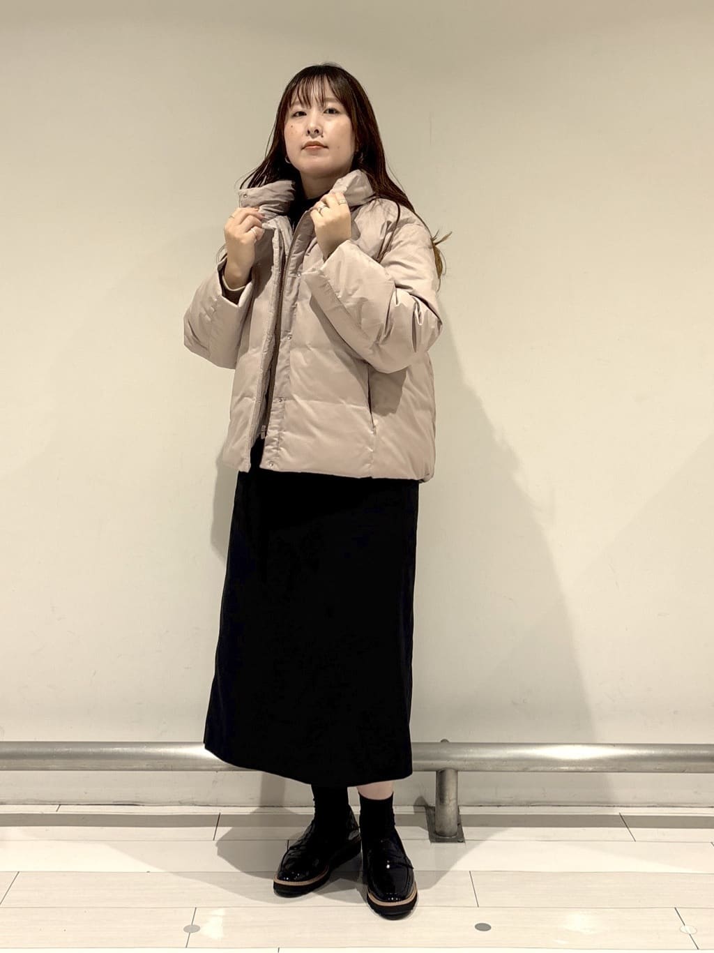 nakamuraさんの「Reflect｜【すっきりシルエット】ショート丈ダウンコート」を使ったコーディネート