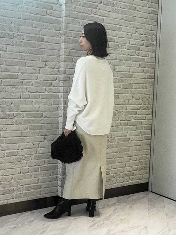 Mikoさんの「INDIVI｜フェイクファーマイクロバッグ」を使ったコーディネート