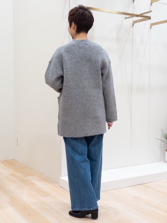 シュウコさんの「grove｜軽やかに着流す　ブークレニットコーディガン」を使ったコーディネート