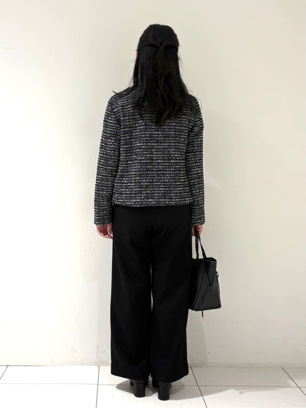 momokoさんの「INDIVI｜【セレモニー／洗える】ミックスツイードライトジャケット」を使ったコーディネート