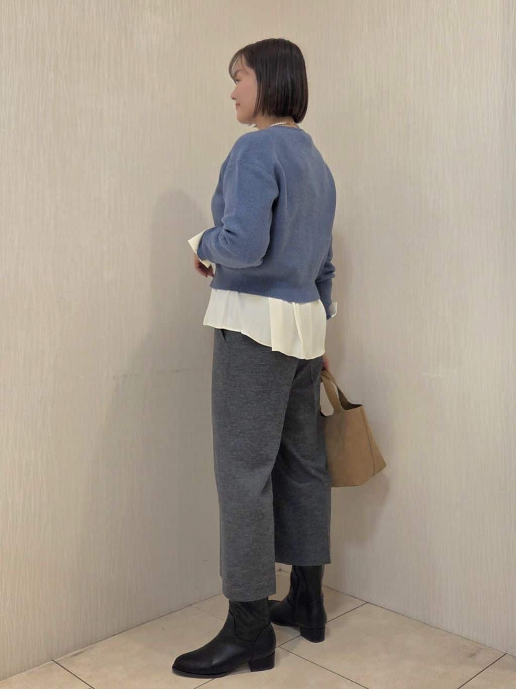 naokoさんの「UNTITLED｜【ゆったりサイズ／着丈短め】ジップニットカーディガン」を使ったコーディネート