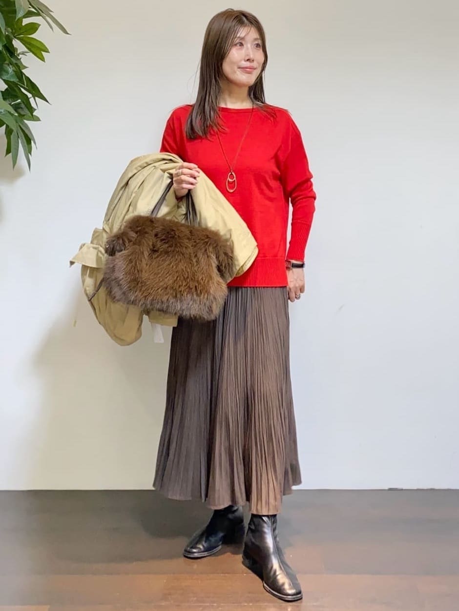 tomoさんの「UNTITLED｜【8色展開/体型カバー】魅せるタイムレスニット」を使ったコーディネート