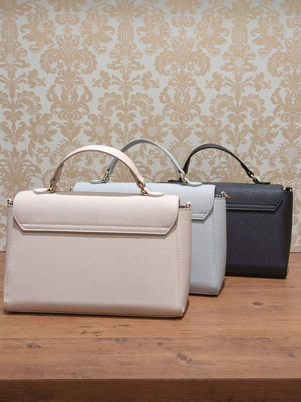 kyoさんの「SHOO･LA･RUE｜フラップベルトカクシボショルダー」を使ったコーディネート