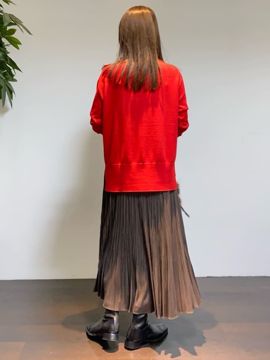 tomoさんの「UNTITLED｜【8色展開/体型カバー】魅せるタイムレスニット」を使ったコーディネート