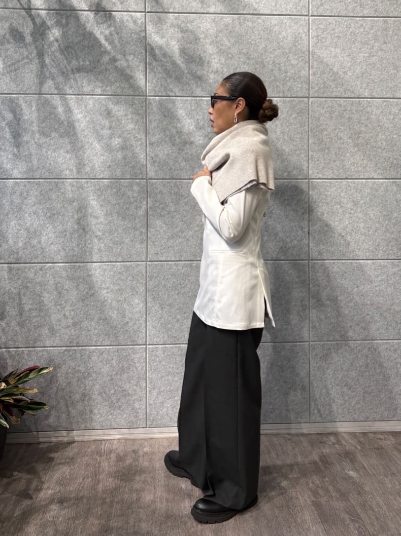 ibuさんの「CODE A｜zip form cardigan」を使ったコーディネート