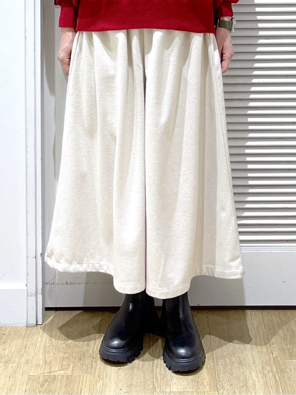 Miyazakiさんの「Dessin｜【洗える】Dサガラ刺繍ワッペン付きニット」を使ったコーディネート
