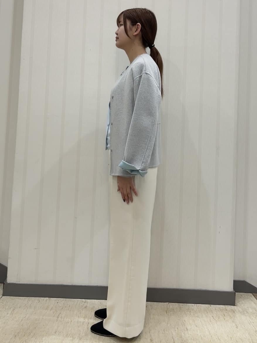 ちひさんの「INDIVI｜【褒められパンツ/ウール調素材】ラメ混ワイドパンツ」を使ったコーディネート