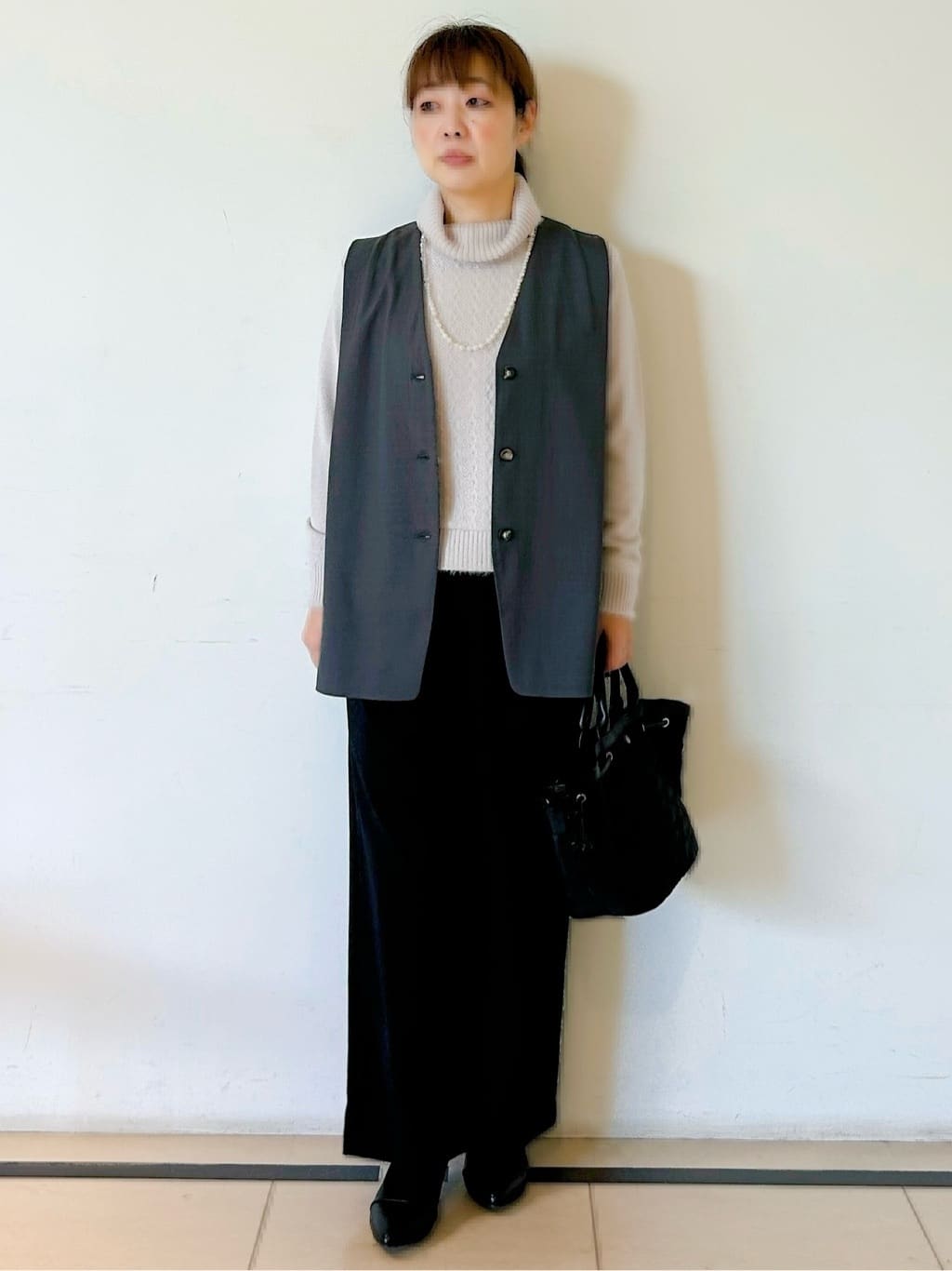 ひーさんの「Reflect｜【ほんのりラメ感◎】ふわふわフェザーヤーンハイネックニット」を使ったコーディネート