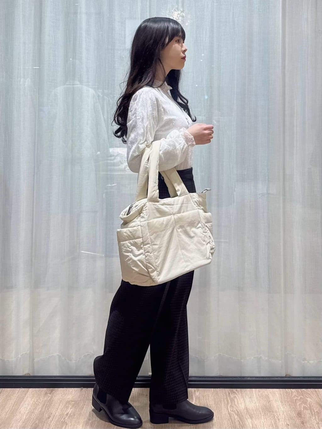 ぞうげさんの「OPAQUE.CLIP｜フリルハイネックレーストップス【洗濯機OK】」を使ったコーディネート