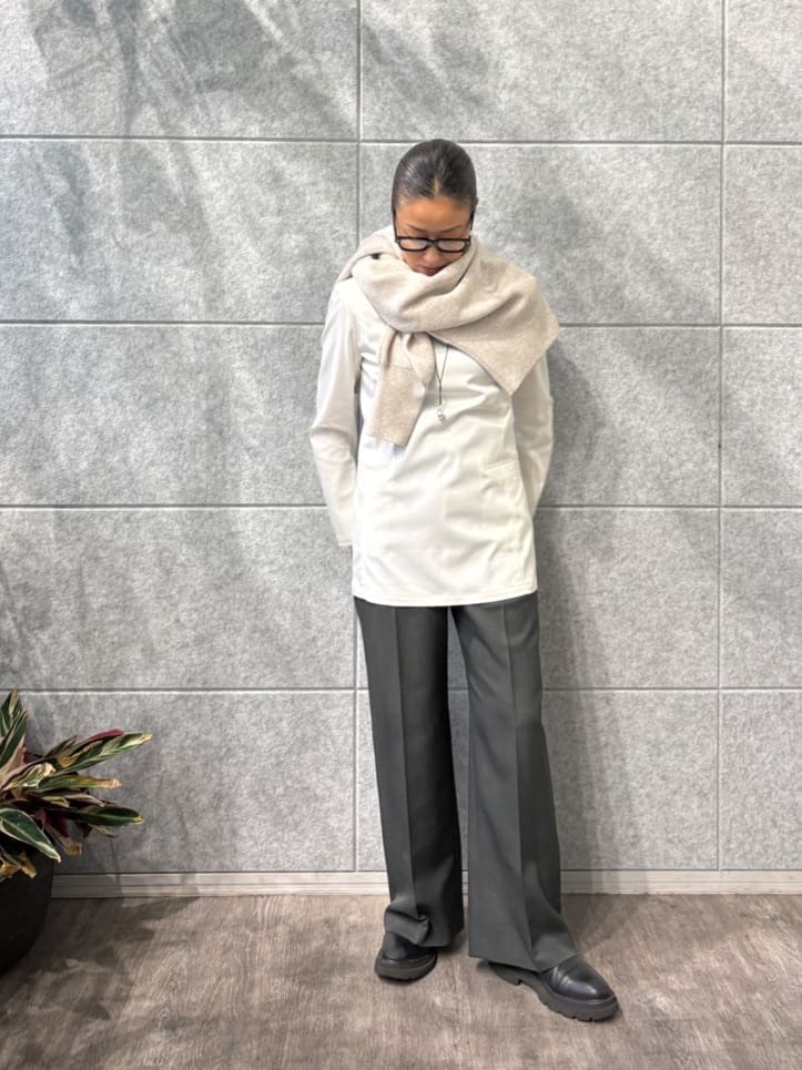 ibuさんの「CODE A｜zip form cardigan」を使ったコーディネート
