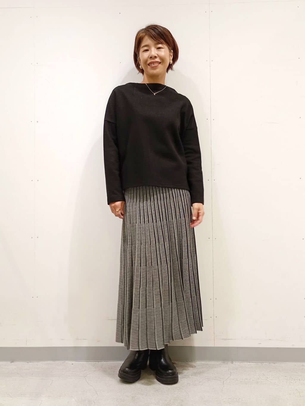 Kさんの「INDIVI｜【SETUP可能／洗える／UVケア】ライトジャージ セミフレアスカート」を使ったコーディネート