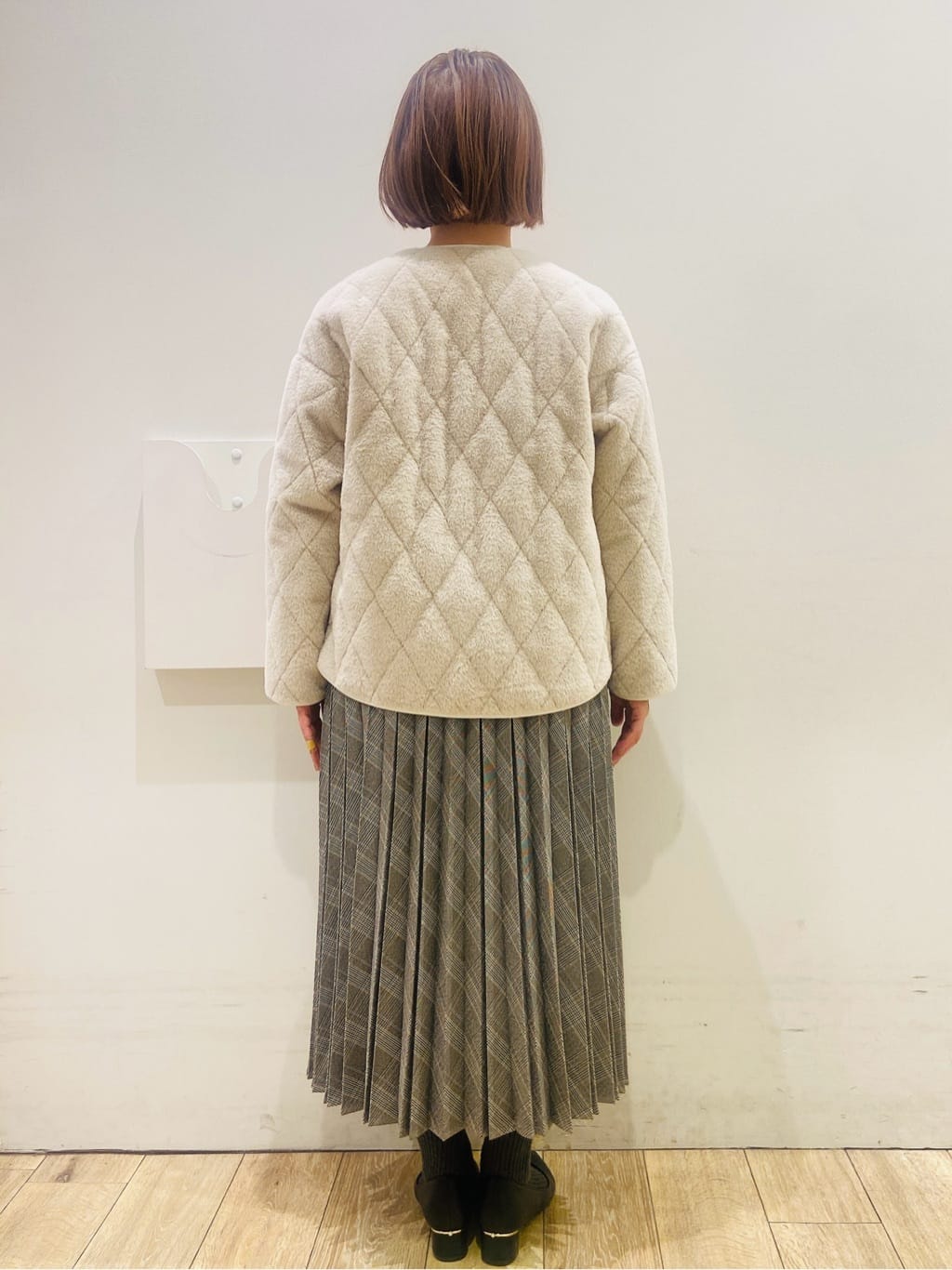 YUKOさんの「index｜ふんわりボトルネックパフスリーブニット【洗濯機OK】」を使ったコーディネート