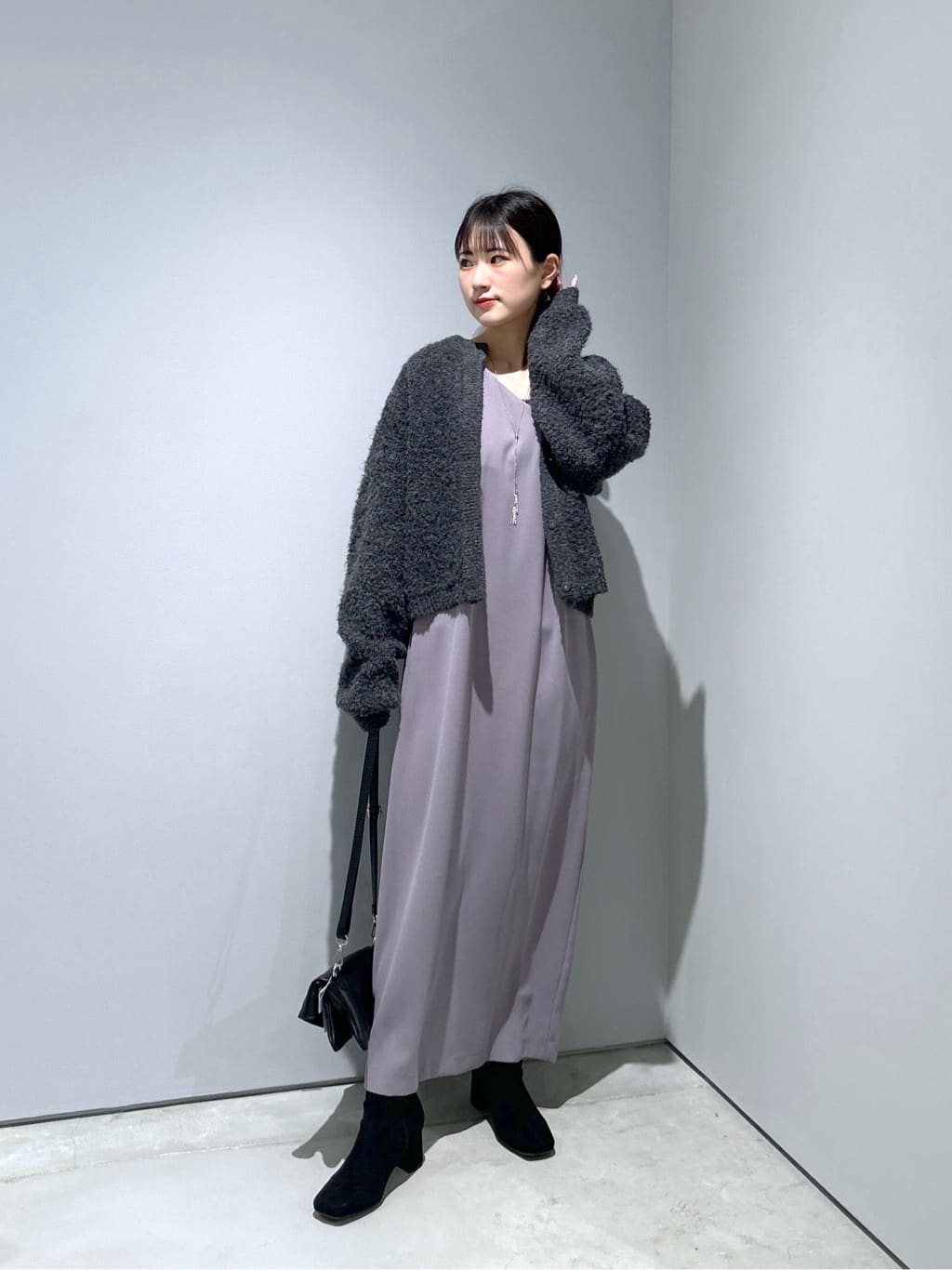 Renoさんの「INDIVI｜ワンショルダーワンピース」を使ったコーディネート