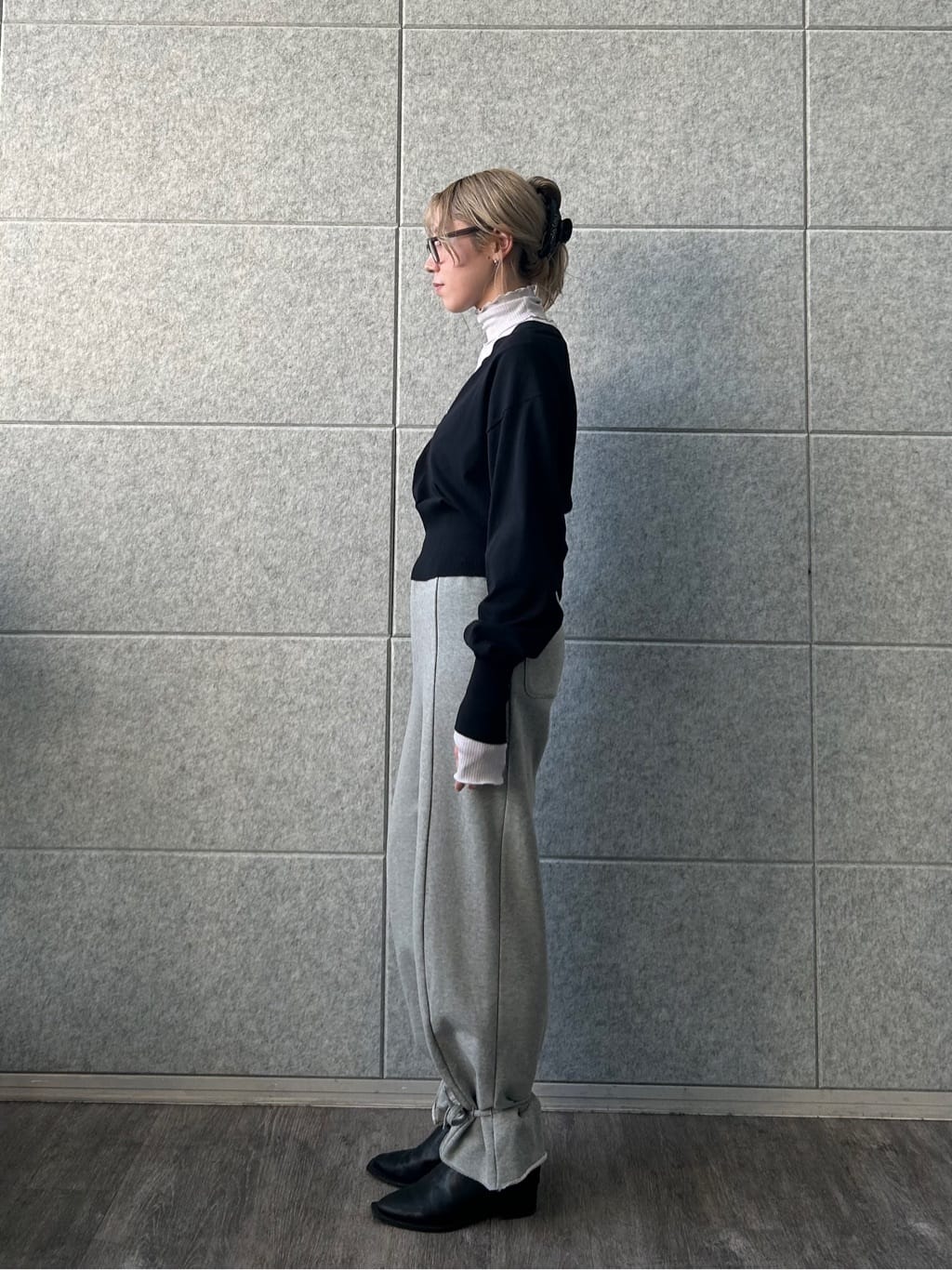 honoka Aさんの「CODE A｜V pullover knit」を使ったコーディネート