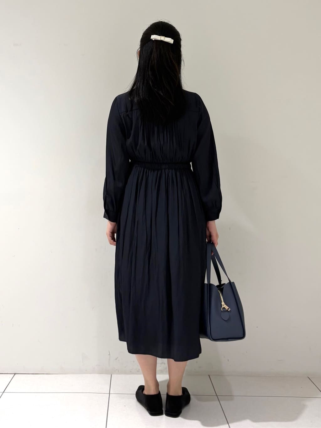momokoさんの「INDIVI｜【洗える】ギャザーフレアワンピース」を使ったコーディネート