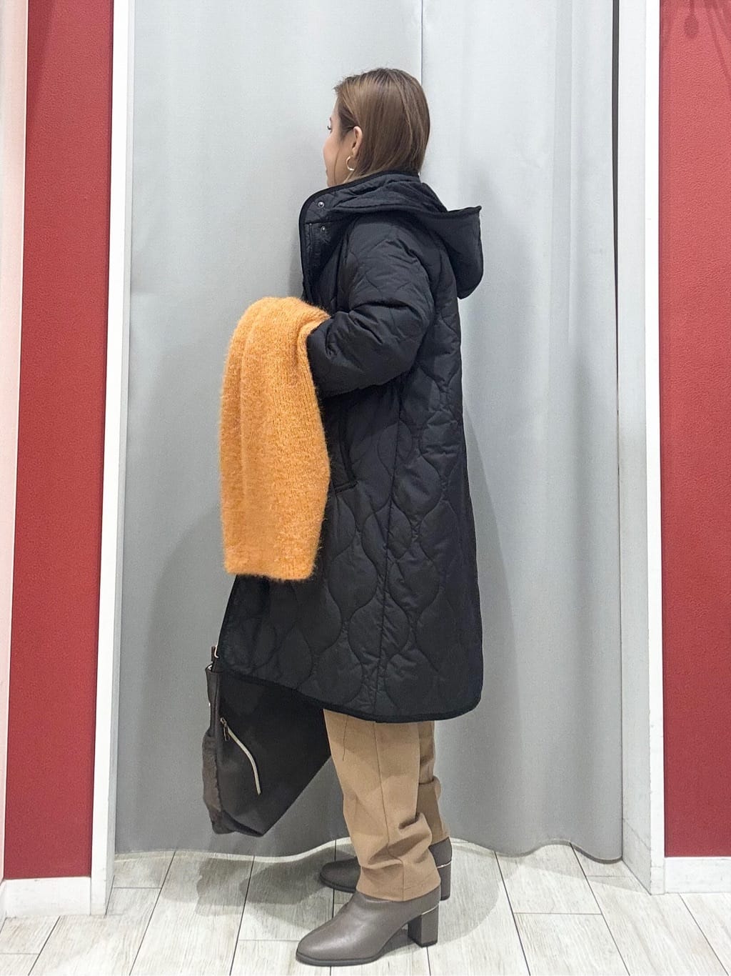 shioさんの「SHOO･LA･RUE｜【S-LL】配色デザインがポイント ざっくり編みゆるニット」を使ったコーディネート