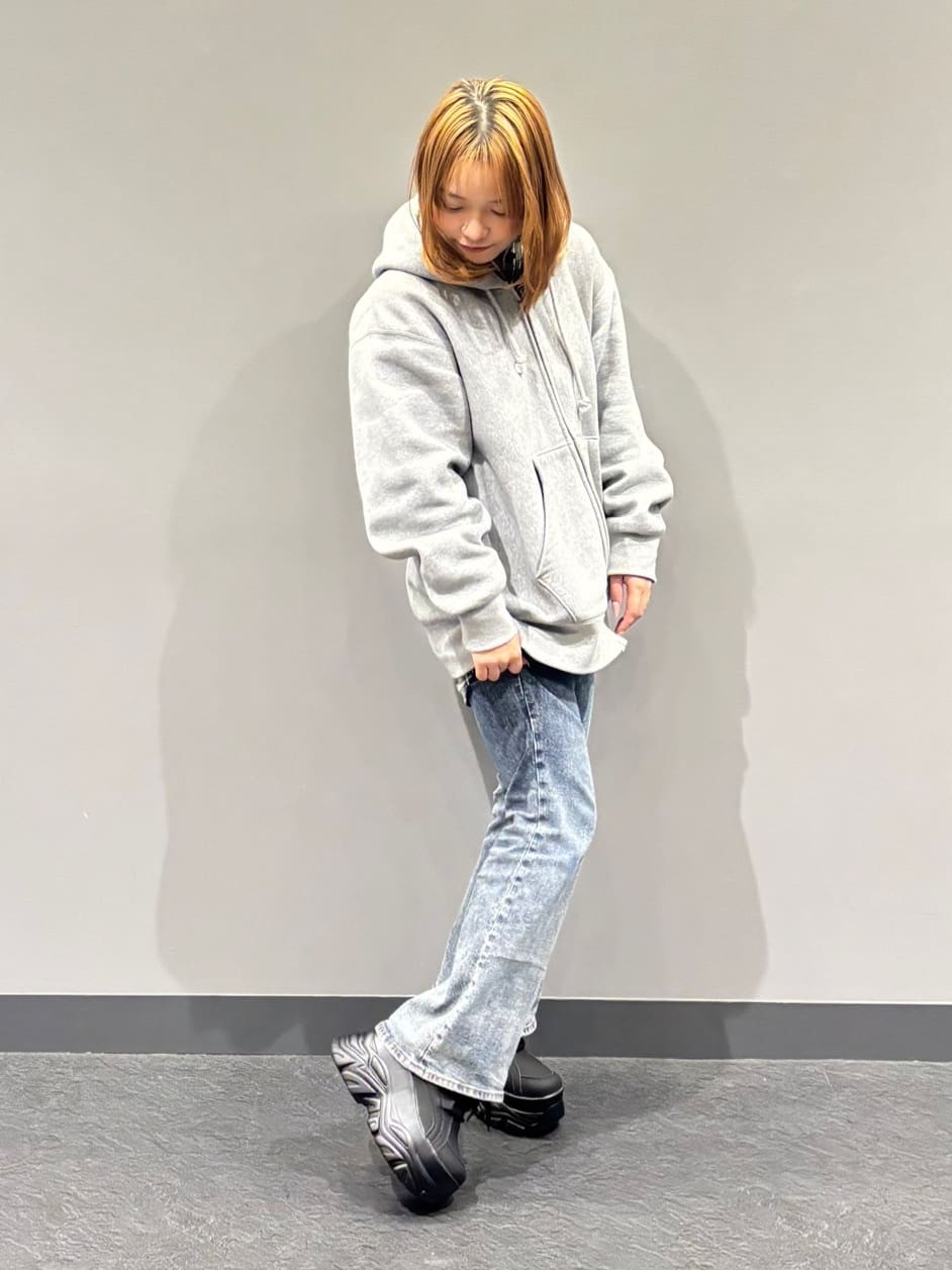 せらら⭐️さんの「ESPERANZA｜ハイカット厚底スニーカー」を使ったコーディネート