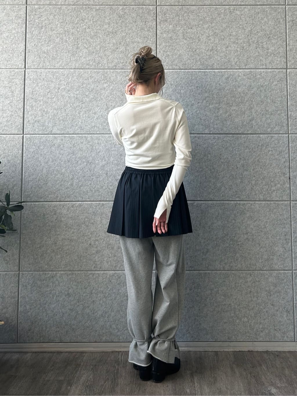 honoka Aさんの「CODE A｜tailored mood mini skirt」を使ったコーディネート