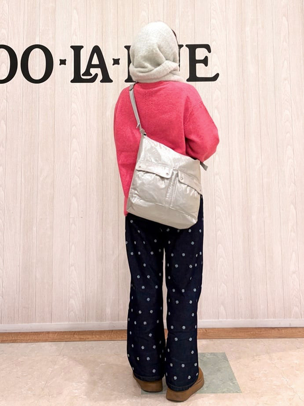 ねぎまさんの「SHOO･LA･RUE｜【洗濯機可】お気に入りカラーを身にまとって　ふんわりゆるニット」を使ったコーディネート