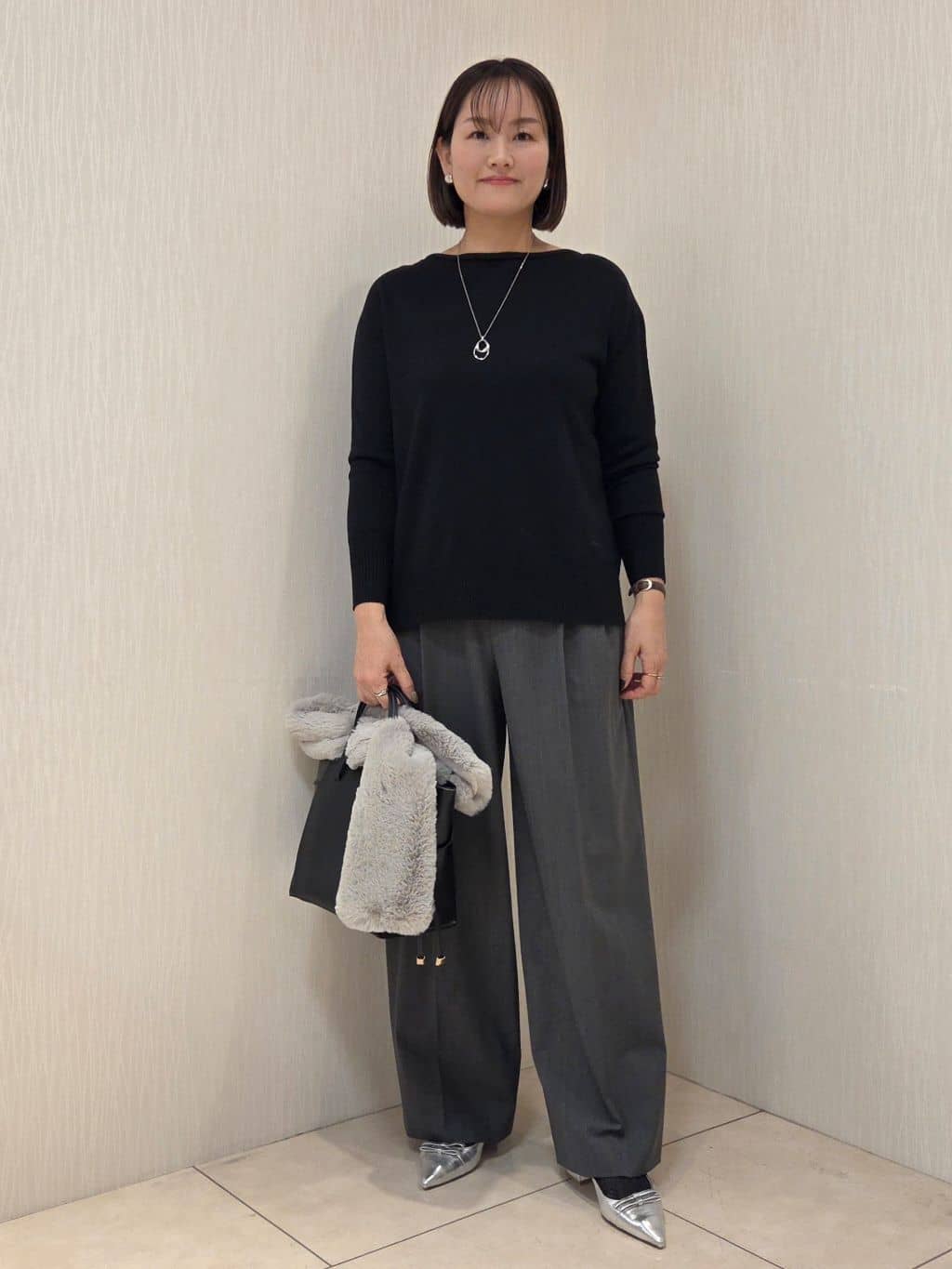 naokoさんの「UNTITLED｜【8色展開/体型カバー】魅せるタイムレスニット」を使ったコーディネート