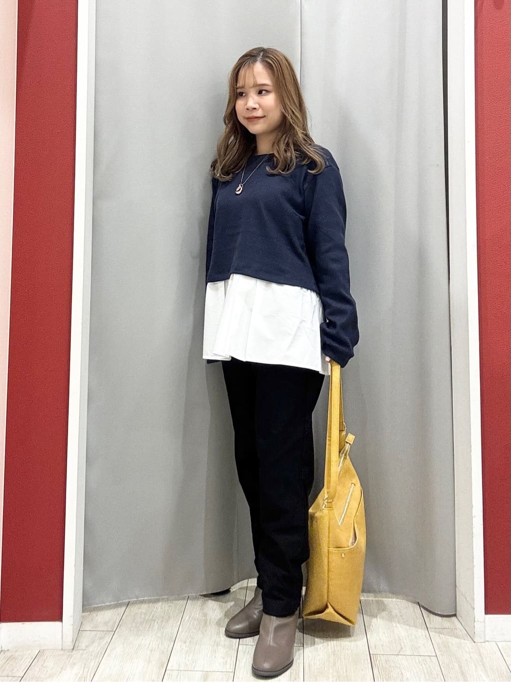 shioさんの「SHOO･LA･RUE｜【撥水/洗える】ショートフーディーダウン」を使ったコーディネート
