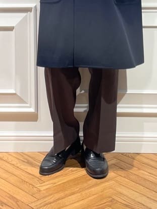 橋本さんの「DRESSTERIOR｜オックスフォード ラウンドカラーシャツ」を使ったコーディネート