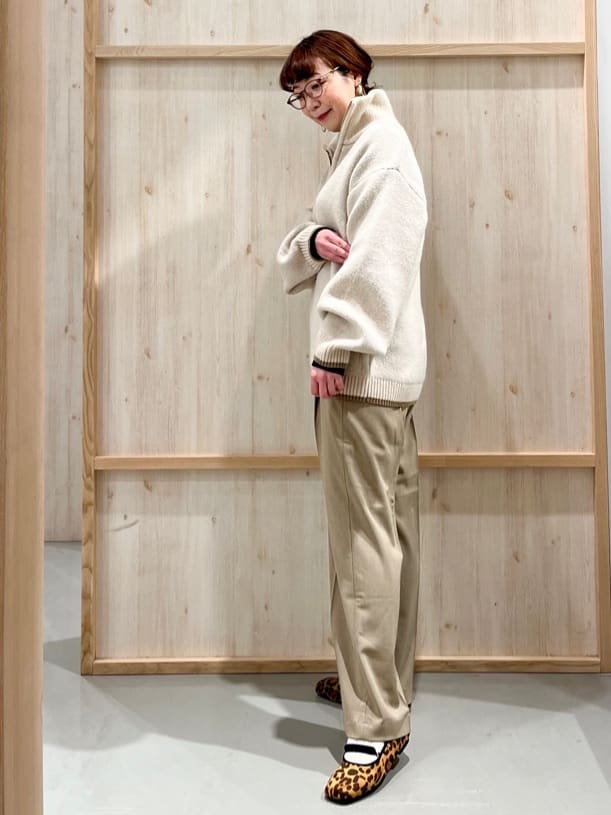 nakoさんの「THE SHOP TK｜【洗える】ほど良くラフで女性らしい ハーフZIPニット」を使ったコーディネート