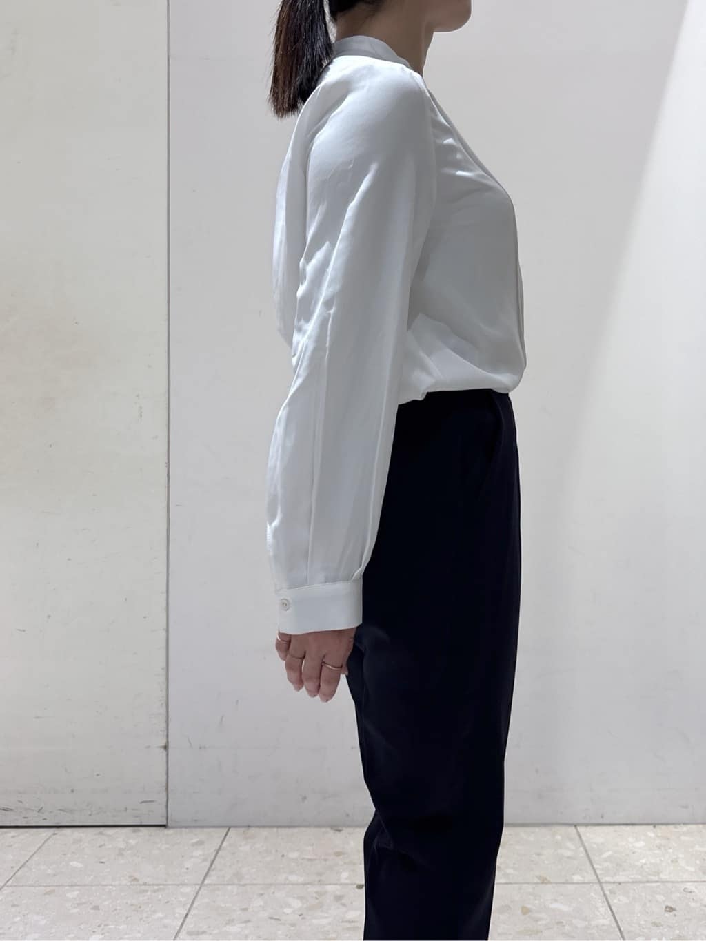 mameさんの「OPAQUE.CLIP｜《通勤／セットアップ対応》 Vネックジャケット／ダブルクロス【洗濯機OK】」を使ったコーディネート