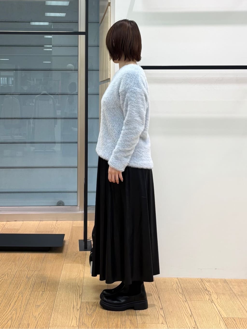 asamiさんの「INDIVI｜【洗える】エアリーシャギートップス」を使ったコーディネート